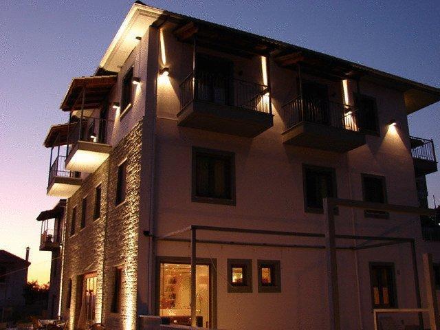 Amfithea Hotel Ioannina Exterior photo